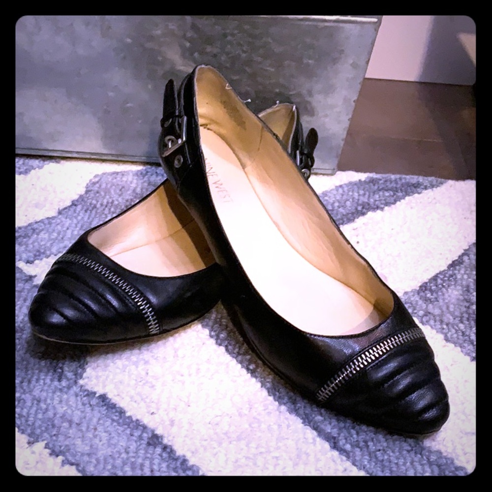 7.5 Nine Weat Point toe flats 🥿